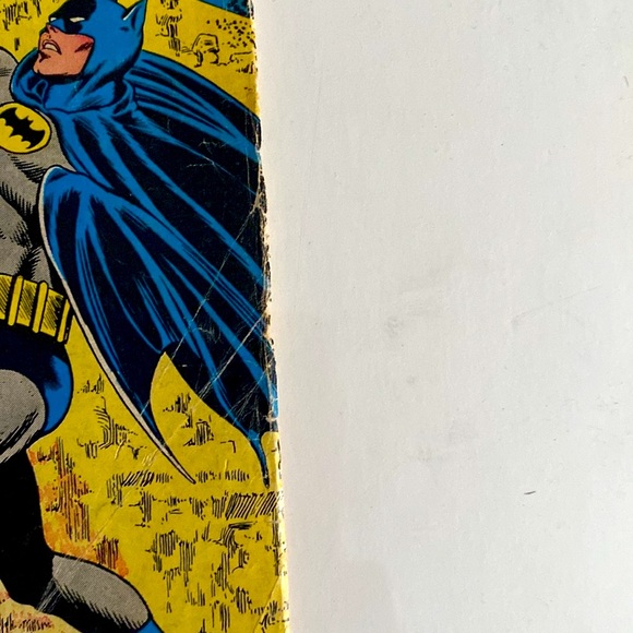 Batman comic - A Book-Length Spy-Thriller..."Zero Hour for Earth" - Picture 3 of 5